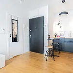 Praga Factory Stylish Spot Appartement *