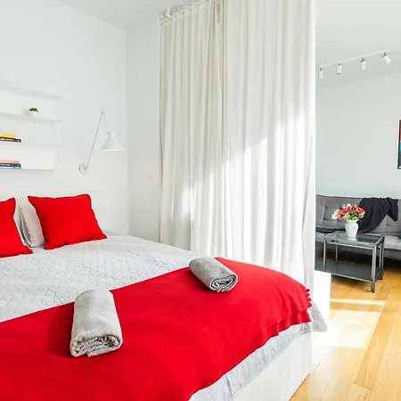 Praga Factory Stylish Spot Appartement *